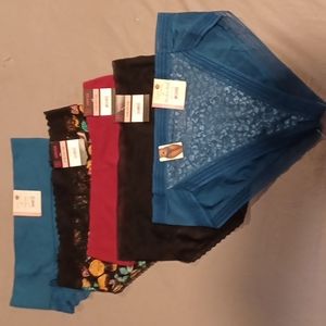 Lot of Women's Hipsters L/G 11-14